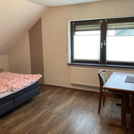 Apartmán 110qm Mit 2 Schlafzimmern & Grossem Wohnbereich Nusttal
