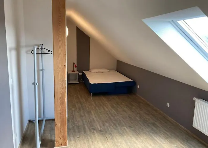 Διαμέρισμα 110qm Mit 2 Schlafzimmern & Grossem Wohnbereich *