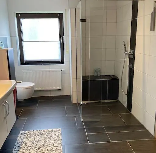 110qm Mit 2 Schlafzimmern & Grossem Wohnbereich Nusttal