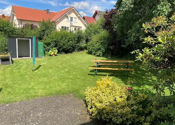 110qm Mit 2 Schlafzimmern & Grossem Wohnbereich Διαμέρισμα *