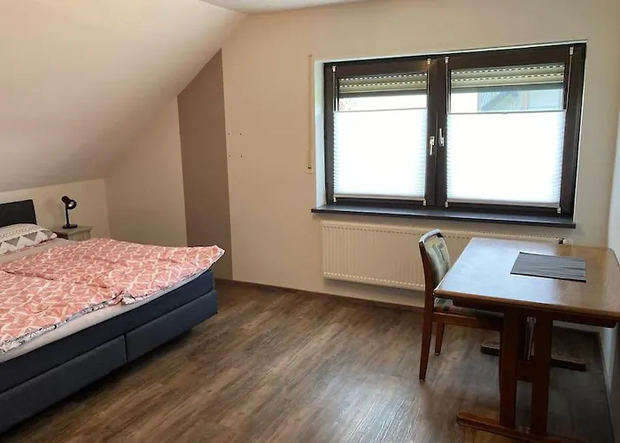 Διαμέρισμα 110qm Mit 2 Schlafzimmern & Grossem Wohnbereich Nusttal