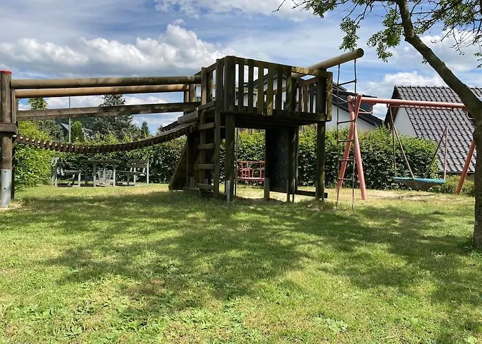 110qm Mit 2 Schlafzimmern & Grossem Wohnbereich Διαμέρισμα Nusttal